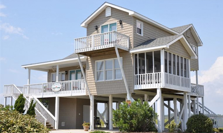 Home for Sale in Holden Beach